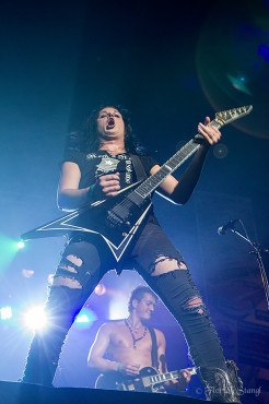 kissin-dynamite-30-11-2012-rockfabrik-nuernberg-33