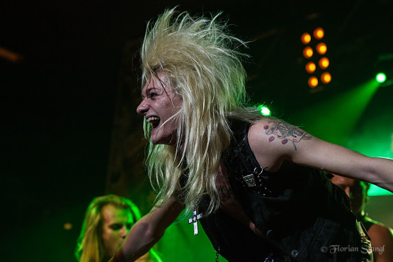kissin-dynamite-30-11-2012-rockfabrik-nuernberg-45