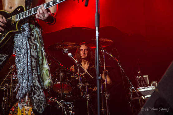 kissin-dynamite-30-11-2012-rockfabrik-nuernberg-58
