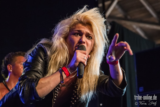 kissin-dynamite-pyraser-classic-rock-night-2013-20-07-2013-01