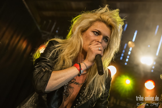 kissin-dynamite-pyraser-classic-rock-night-2013-20-07-2013-32