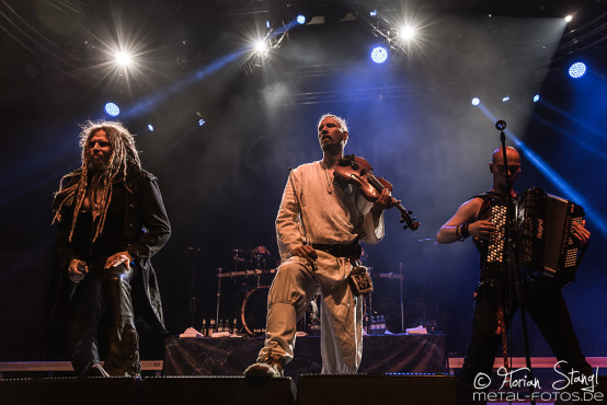 korpiklaani-bang-your-head-16-7-2015_0026