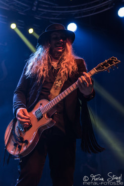 korpiklaani-bang-your-head-16-7-2015_0043