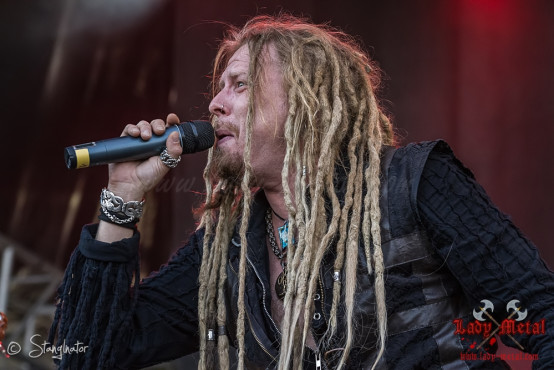 korpiklaani-summer-breeze-2013-15-08-2013-16