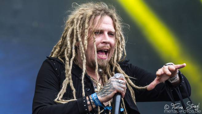 korpiklaani-summer-breeze-2016-20-08-2016_0015