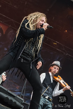 korpiklaani-with-full-force-2013-30-06-2013-27