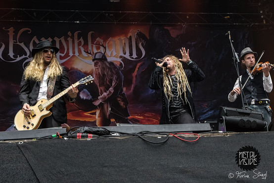 korpiklaani-with-full-force-2013-30-06-2013-36