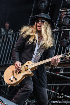 korpiklaani-with-full-force-2013-30-06-2013-52