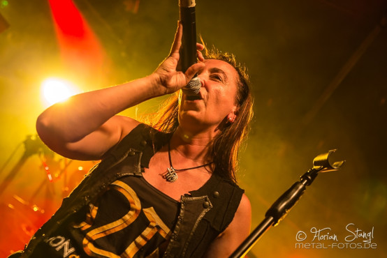lion-twin-hirsch-nuernberg-16-9-2014_0001