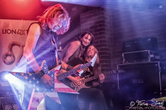 lion-twin-rockfabrik-nuernberg-29-03-2015_0021