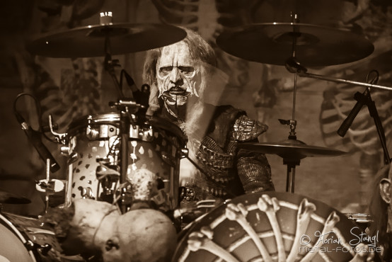 lordi-stadthalle-fuerth-27-12-2013_05