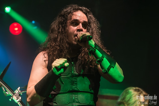 majesty-hirsch-nuernberg-20-12-2013_23