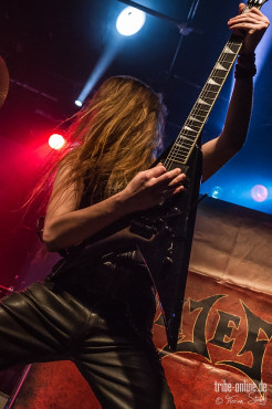 majesty-hirsch-nuernberg-20-12-2013_63