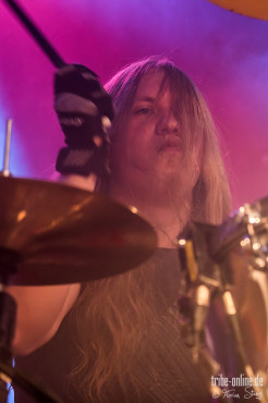 majesty-hirsch-nuernberg-20-12-2013_65