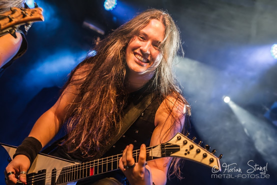 majesty-backstage-muenchen-04-10-2013_02