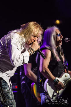 mick-box-bernie-shaw-rock-meets-classic-arena-nuernberg-13-03-2014_0002