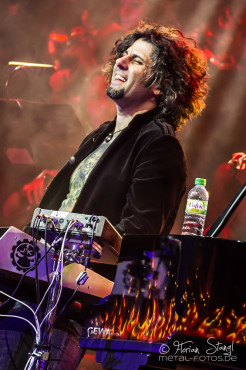mick-box-bernie-shaw-rock-meets-classic-arena-nuernberg-13-03-2014_0011