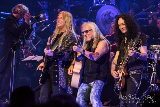 mick-box-bernie-shaw-rock-meets-classic-arena-nuernberg-13-03-2014_0039