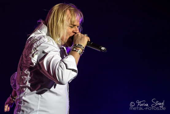 mick-box-bernie-shaw-rock-meets-classic-arena-nuernberg-13-03-2014_0041