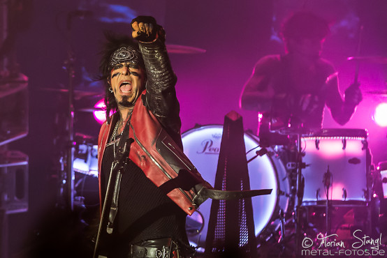 motley-crue-hanns-martin-schleyer-halle-stuttgart-8-11-2015_0005