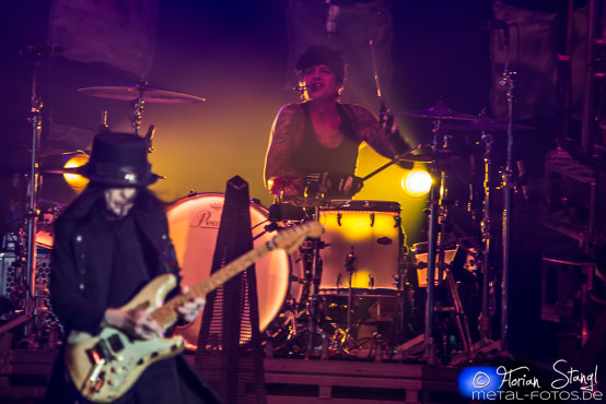 motley-crue-hanns-martin-schleyer-halle-stuttgart-8-11-2015_0008