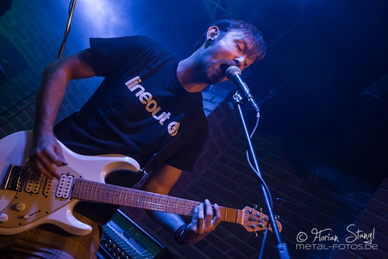 money-left-to-burn-rockfabrik-nuernberg-01-09-2013-09