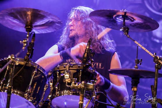 mpire-of-evil-metal-invasion-vii-19-10-2013_13