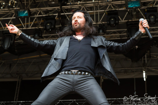 neonfly-masters-of-rock-10-7-2015_0012