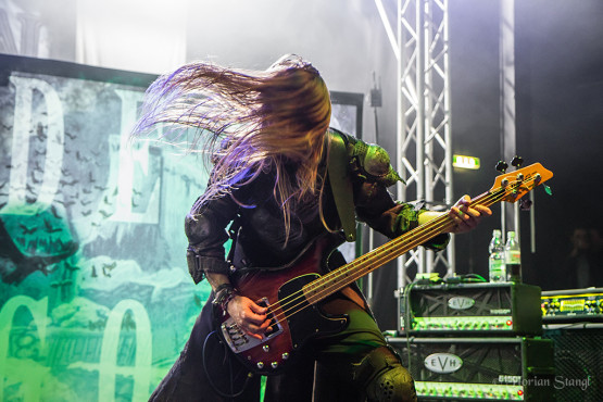 orden-ogan-1-12-2012-musichall-geiselwind-20