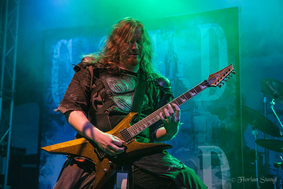 orden-ogan-1-12-2012-musichall-geiselwind-29