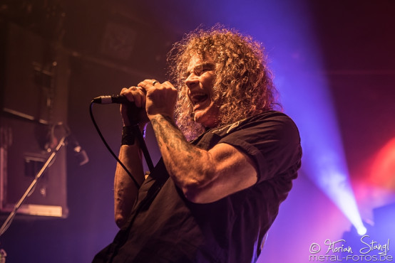 overkill-hirsch-nuernberg-9-11-2014_0028