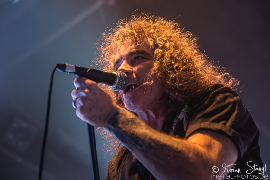 overkill-hirsch-nuernberg-9-11-2014_0046