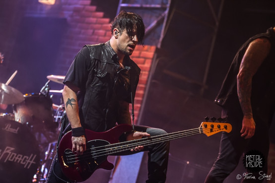papa-roach-rockfabrik-nuernberg-16-11-2013_03