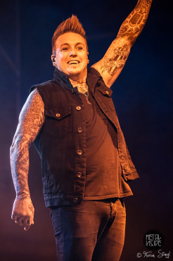 papa-roach-rockfabrik-nuernberg-16-11-2013_37