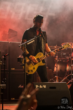 papa-roach-rockfabrik-nuernberg-16-11-2013_41