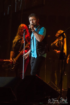 paul-rodgers-rock-meets-classic-2013-nuernberg-09-03-2013-08