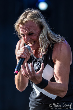 pretty-maids-bang-your-head-18-7-2015_0057