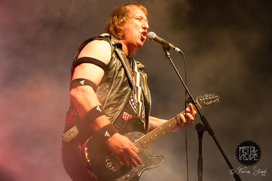 raven-metal-assault-wuerzburg-2-2-2013-60