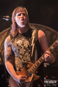 reverse-grip-musichall-geiselwind-04-04-2013-11