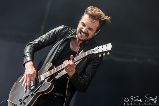royal-republic-rock-im-park-07-06-2015_0039