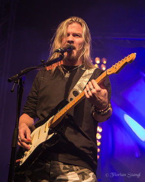 sabaton-21-9-2012-geiselwind-eventhalle-26