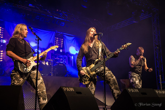 sabaton-21-9-2012-geiselwind-eventhalle-27