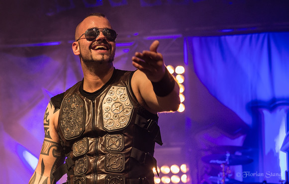 sabaton-21-9-2012-geiselwind-eventhalle-32