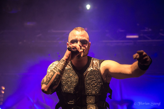 sabaton-21-9-2012-geiselwind-eventhalle-44
