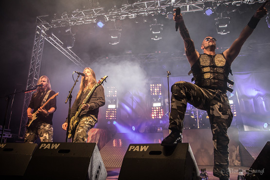 sabaton-21-9-2012-geiselwind-eventhalle-54