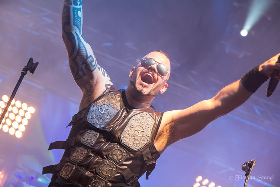 sabaton-21-9-2012-geiselwind-eventhalle-81