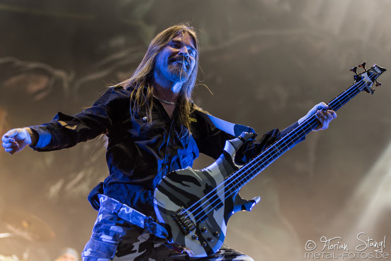 sabaton-bang-your-head-16-7-2015_0043