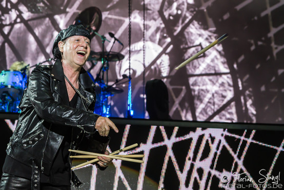 scorpions-schlossplatz-coburg-21-8-2015_0062