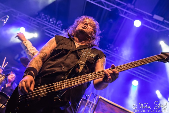 serious-black-brose-arena-bamberg-07-02-2015_0040
