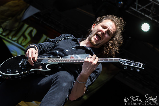 serious-black-masters-of-rock-10-7-2015_0009